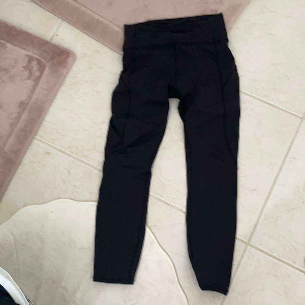 Lululemon In Movement Tight 25" *Everlux